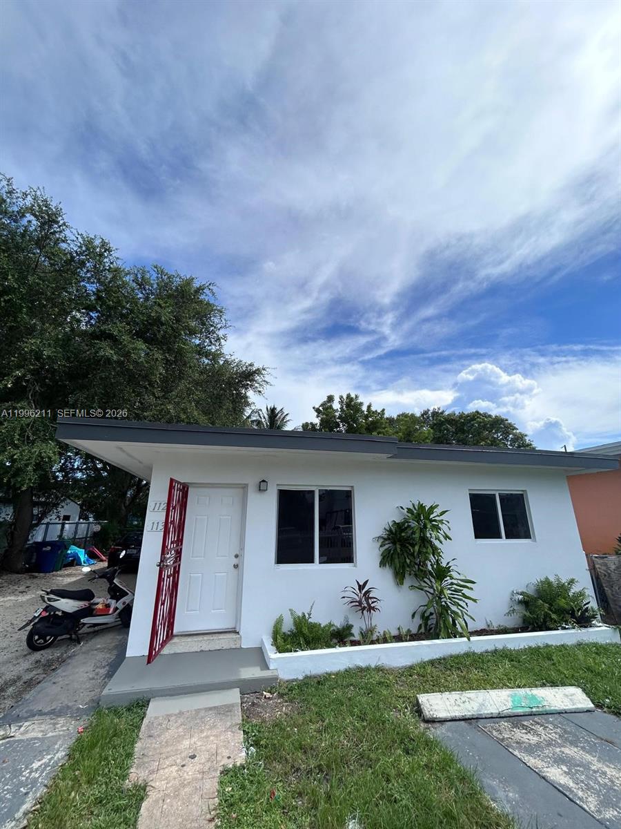 1128 Nw 76th St Property Photo 5