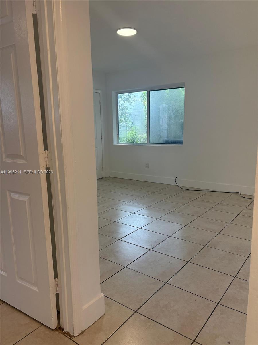 1128 Nw 76th St Property Photo 10
