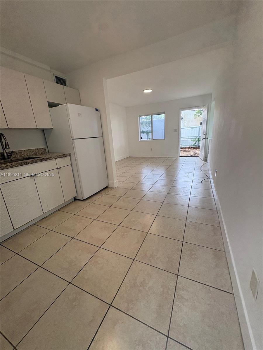 1128 Nw 76th St Property Photo 12