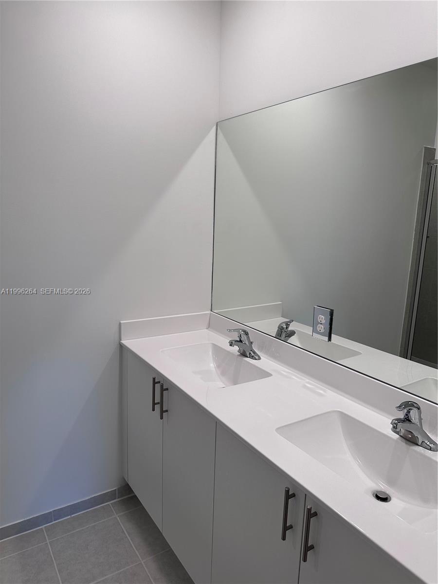 2671 Se 10th St 0 Property Photo 16