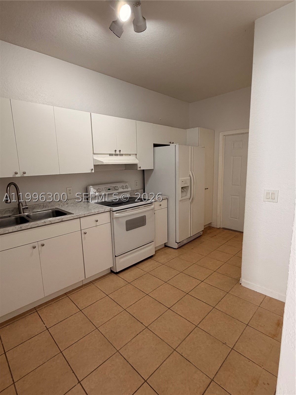 13264 Old Biscayne Dr 405 Property Photo 17