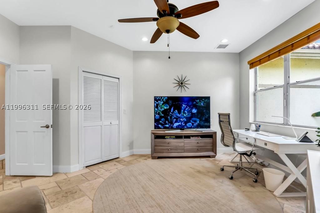 5328 E Leitner Dr Property Photo 35