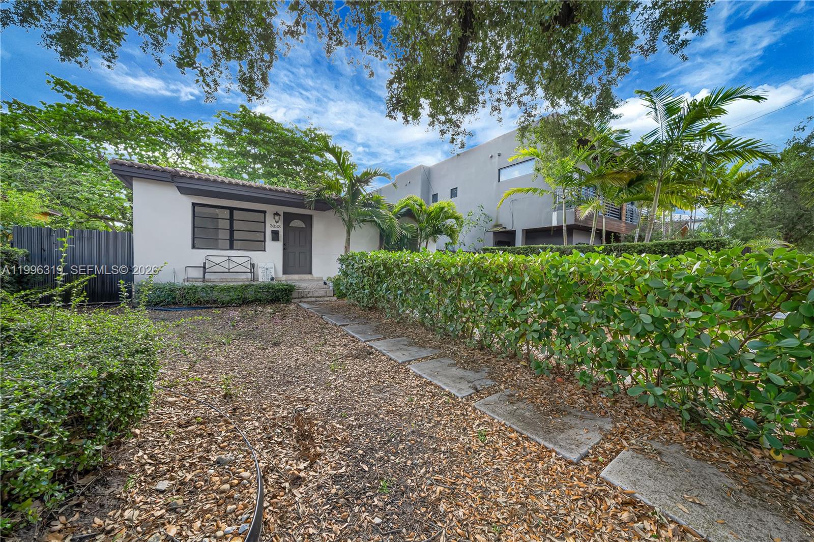 3033 Hibiscus St Property Photo 1