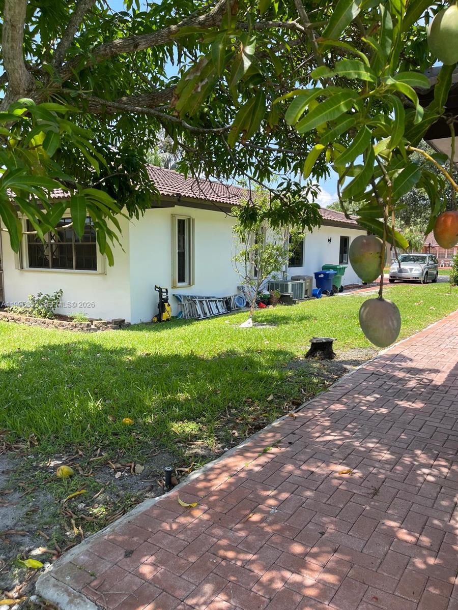 19265 E Saint Andrews Dr Property Photo 13