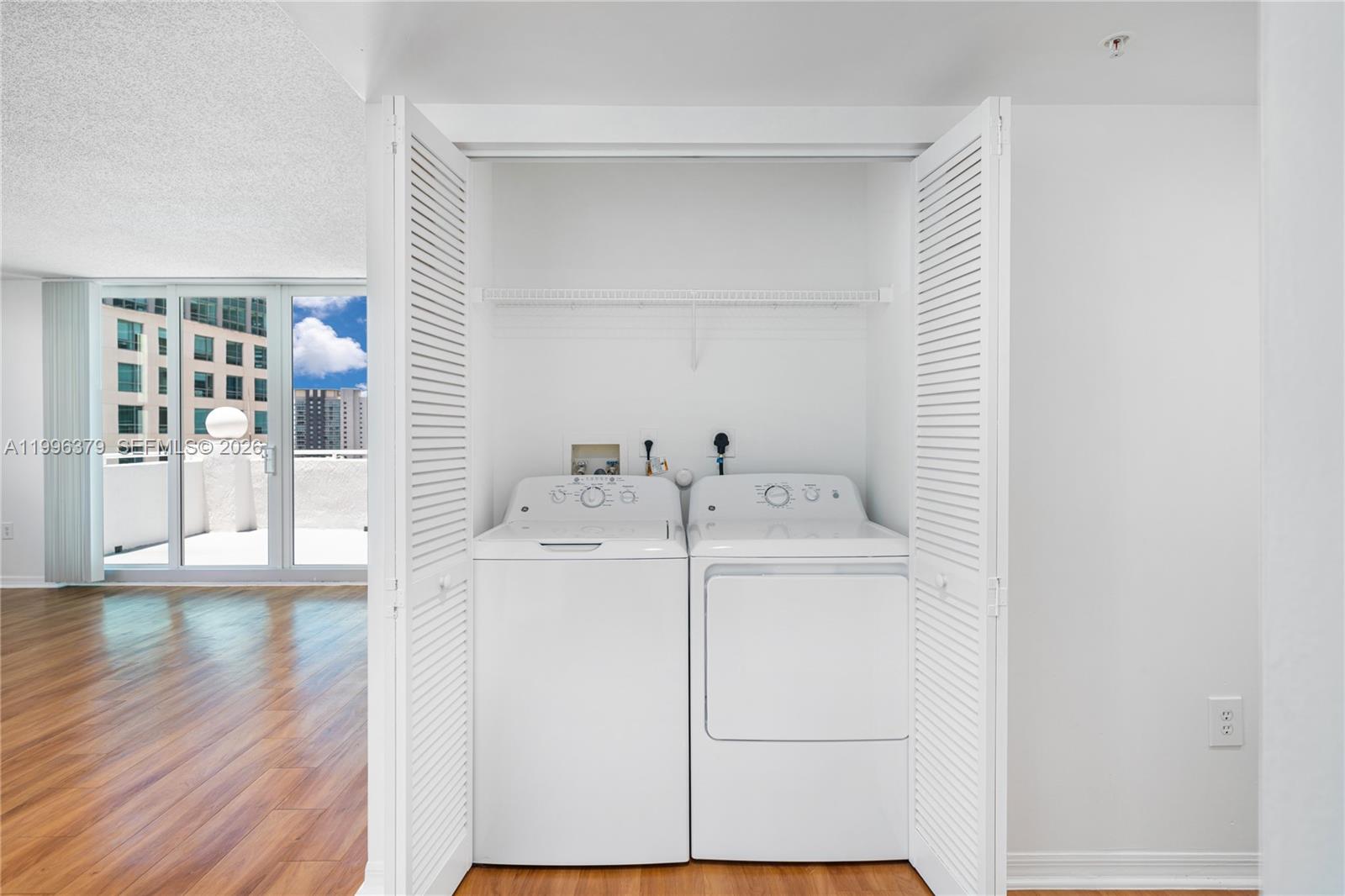 1111 Brickell Bay Dr 211 Property Photo 5