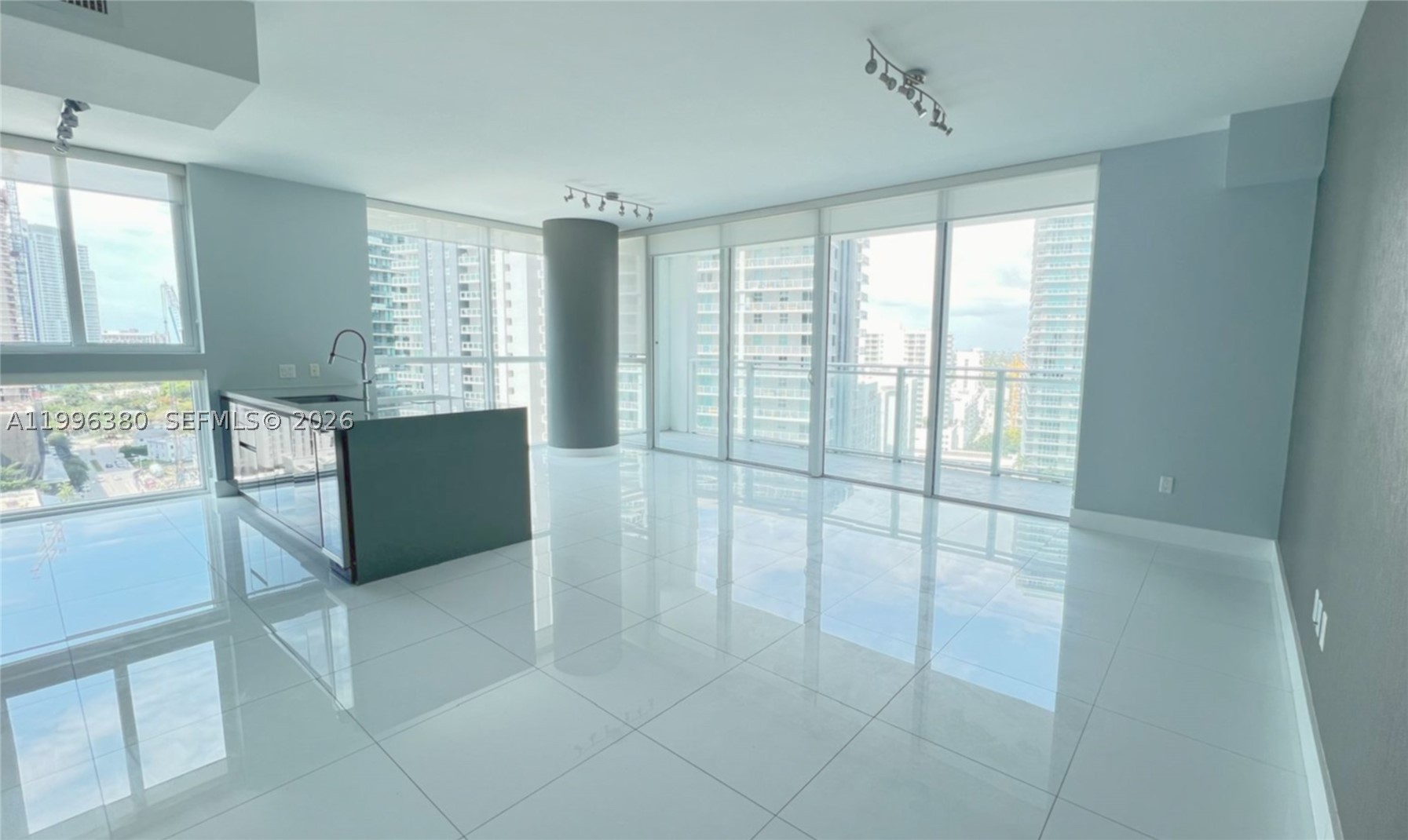 1080 Brickell Ave 1801 Property Photo 8