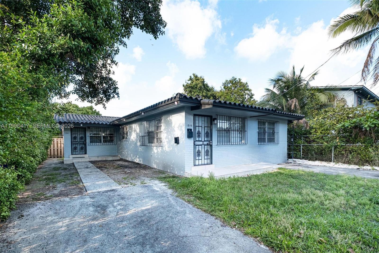 1519 NW 40th St Property Photo 1
