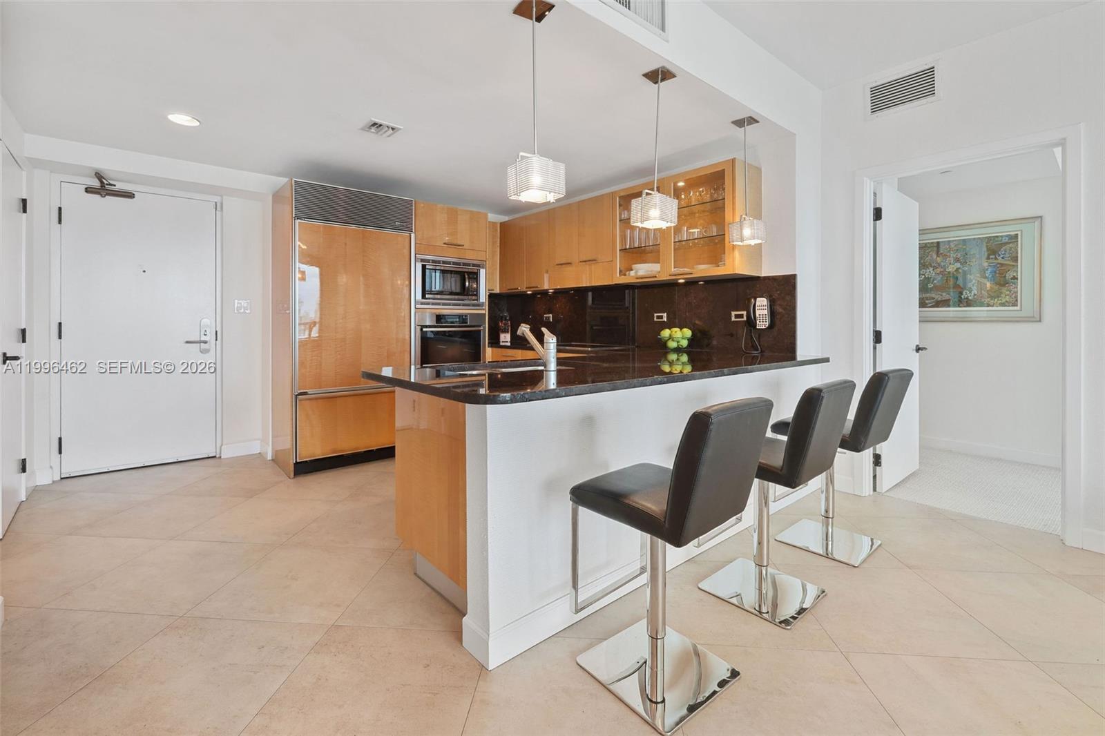 6799 Collins Ave 1106 Property Photo 4