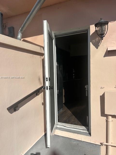 1785 Calais Dr 5 Property Photo 1