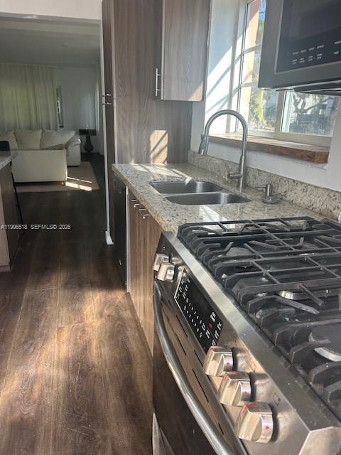 1785 Calais Dr 5 Property Photo 2
