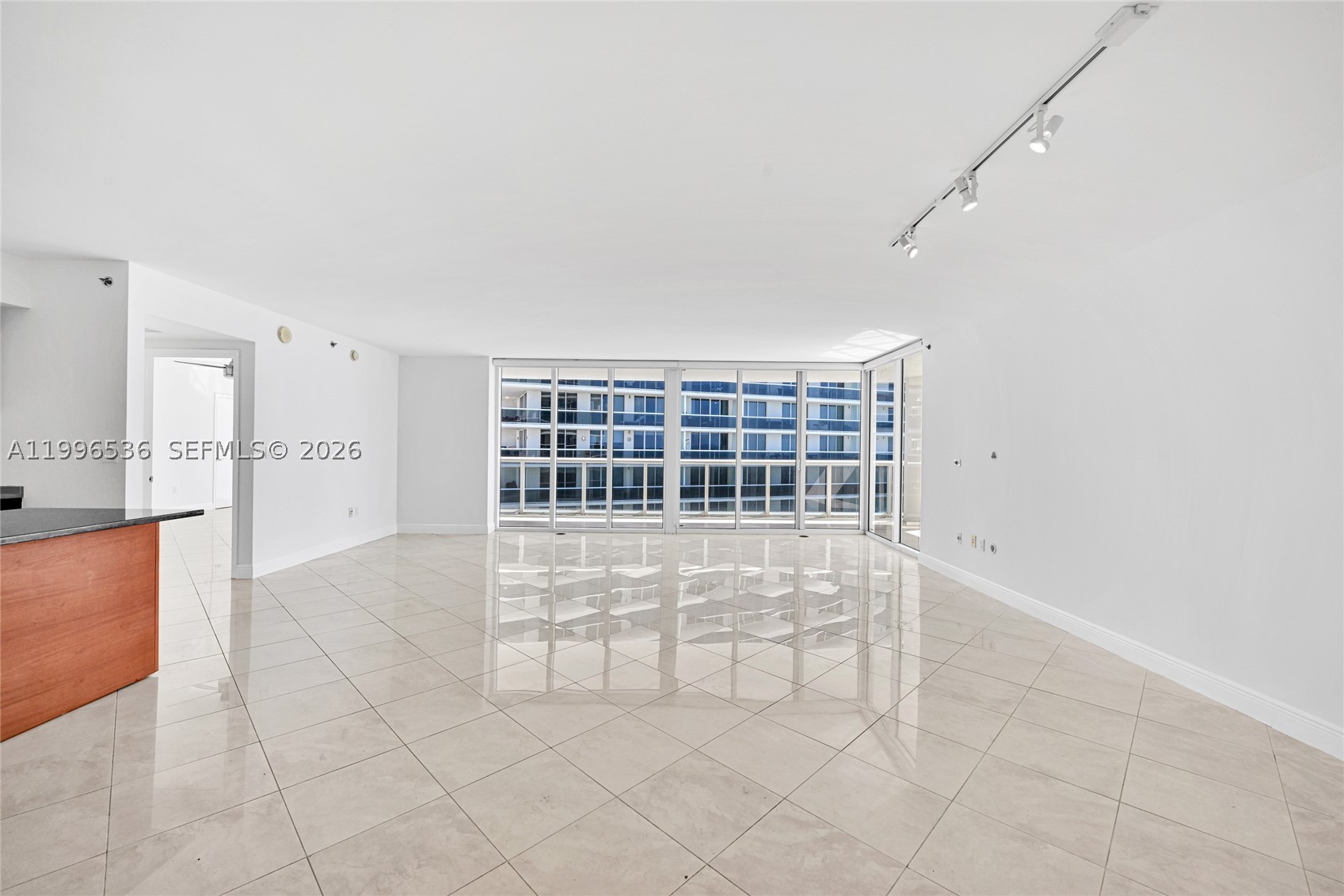 1850 S Ocean Dr 3510 Property Photo 2