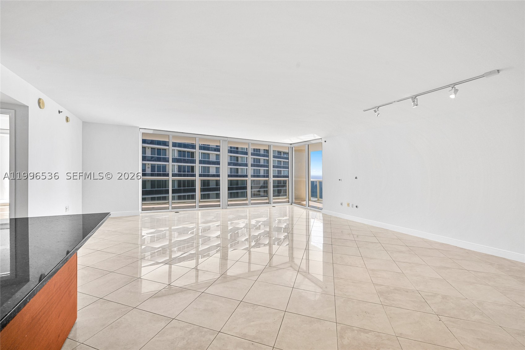 1850 S Ocean Dr 3510 Property Photo 3