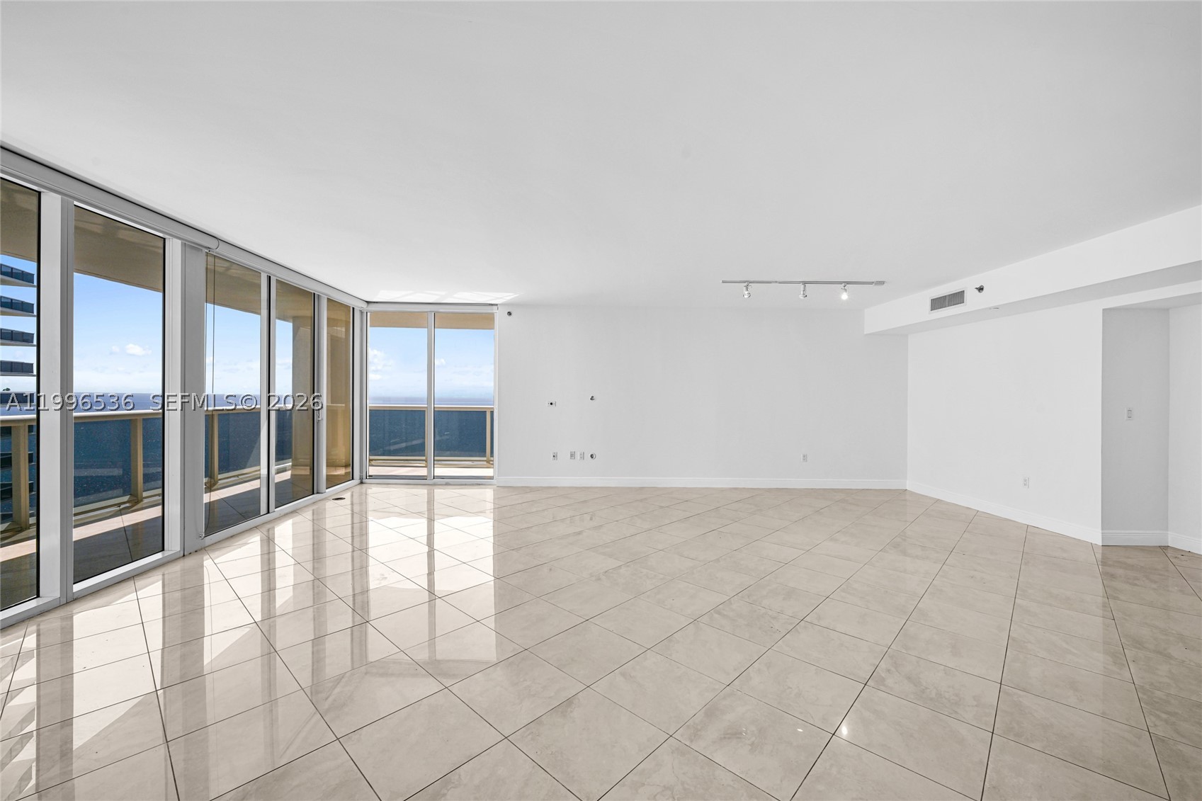 1850 S Ocean Dr 3510 Property Photo 6