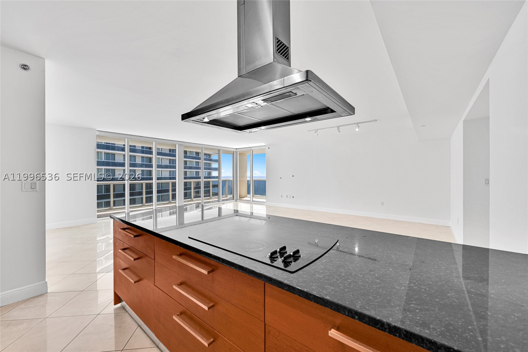 1850 S Ocean Dr 3510 Property Photo 16