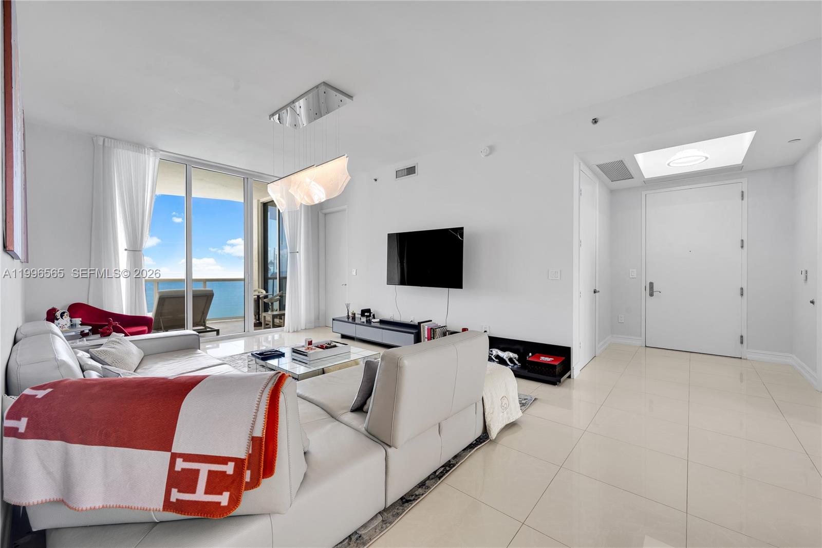 15901 Collins Ave 2104 Property Photo 8