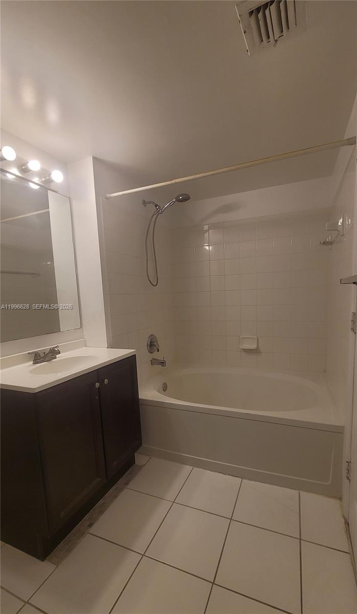 2961 Ne 185th St 1607 Property Photo 10