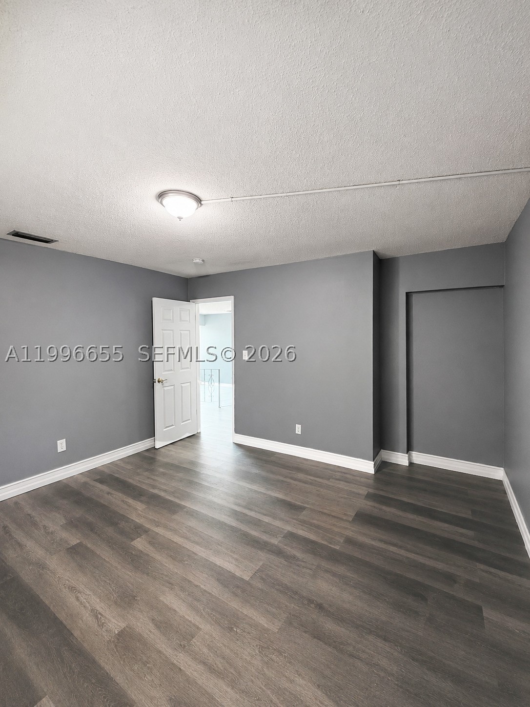 4753 Nw 41st St Property Photo 11