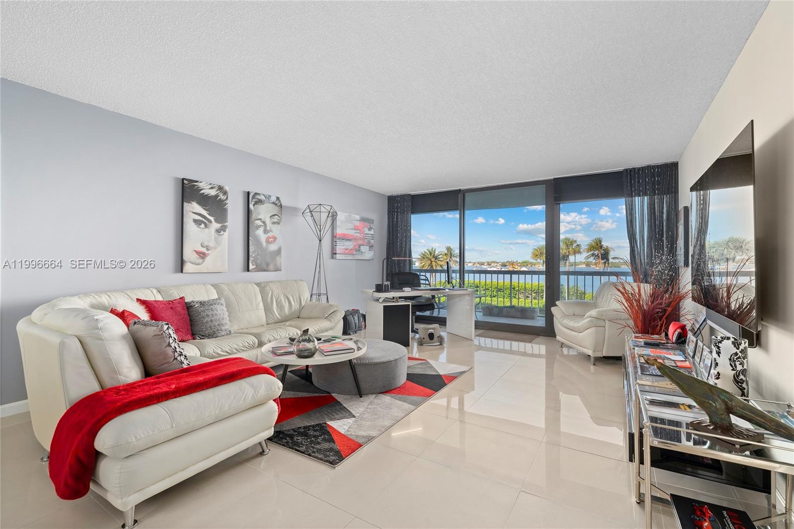 3300 S Ocean Blvd 207N Property Photo 1