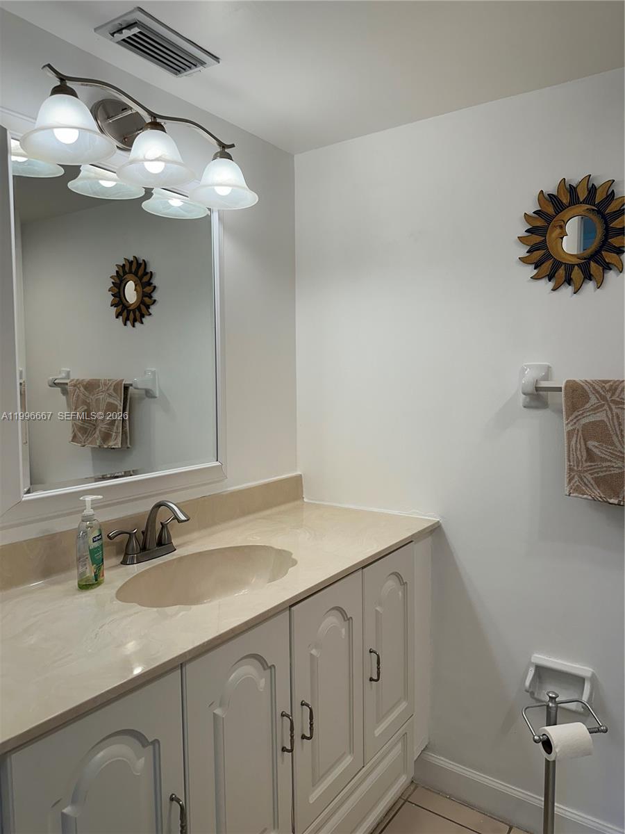 2400 S Ocean Dr 5513 Property Photo 7
