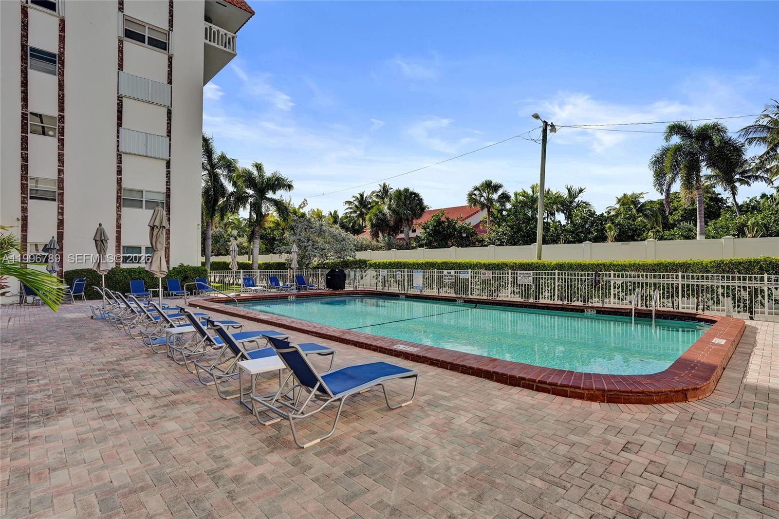 3181 S Ocean Dr 306 W Property Photo 24