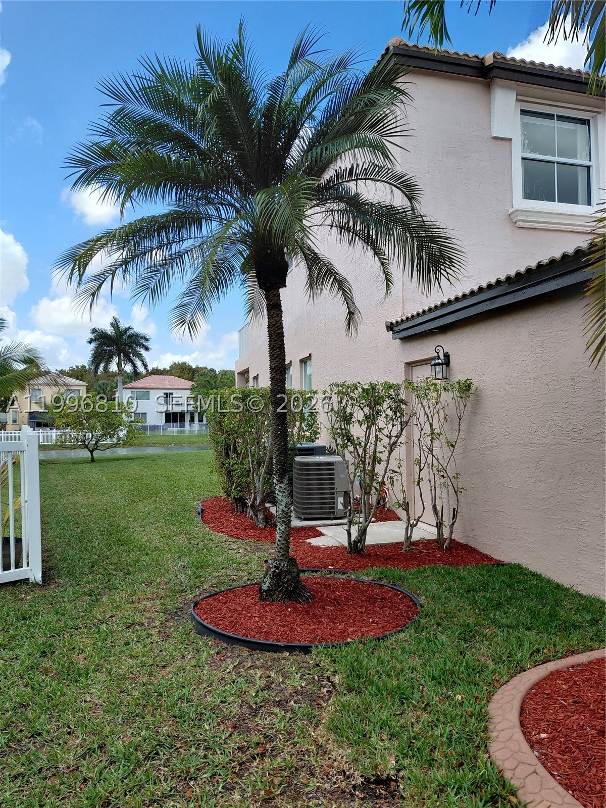 16863 Sw 50th St Property Photo 2