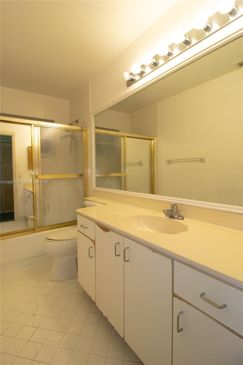 10352 Nw 46th St Property Photo 18
