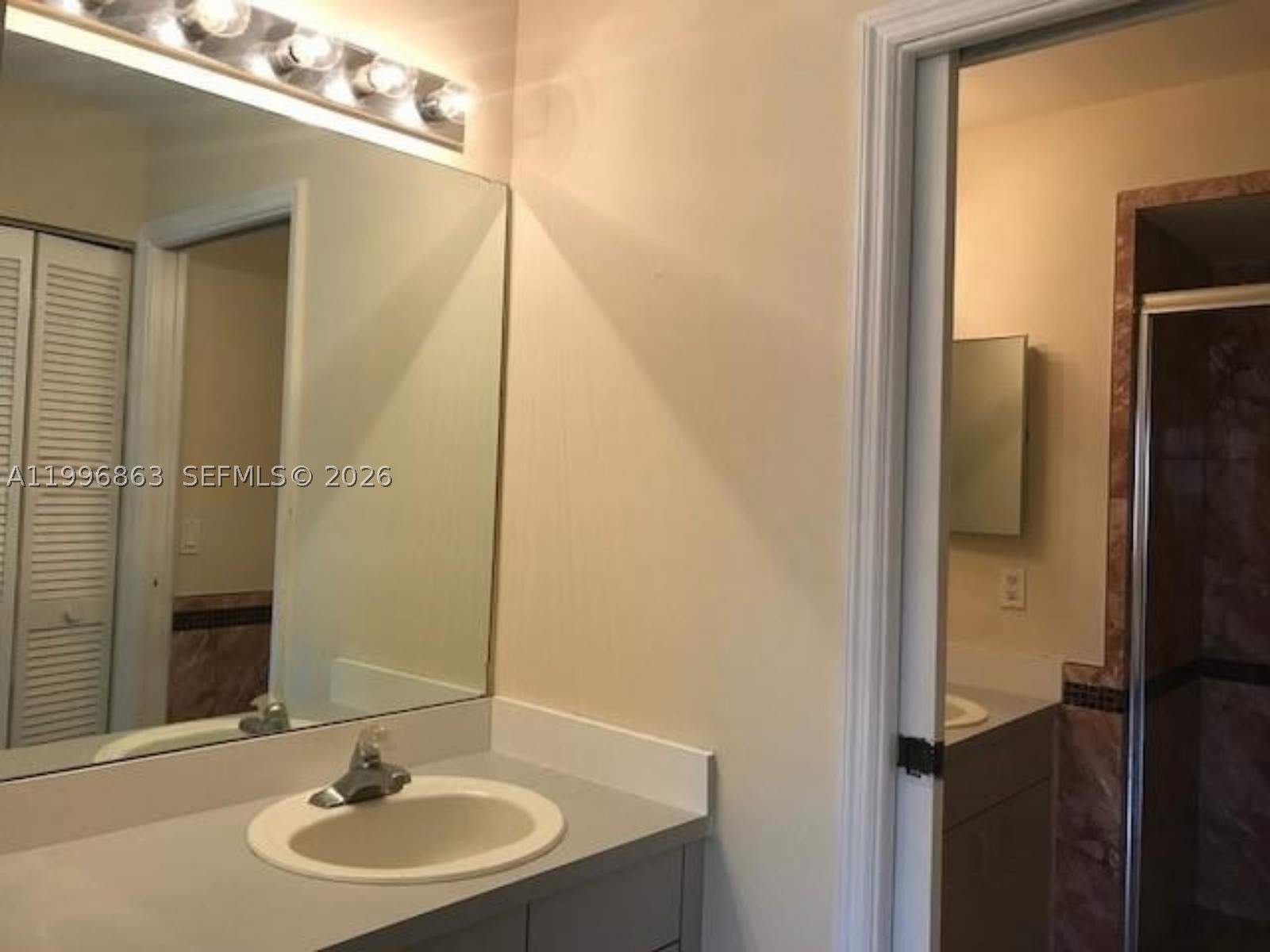 19712 Nw 82nd Pl Property Photo 17