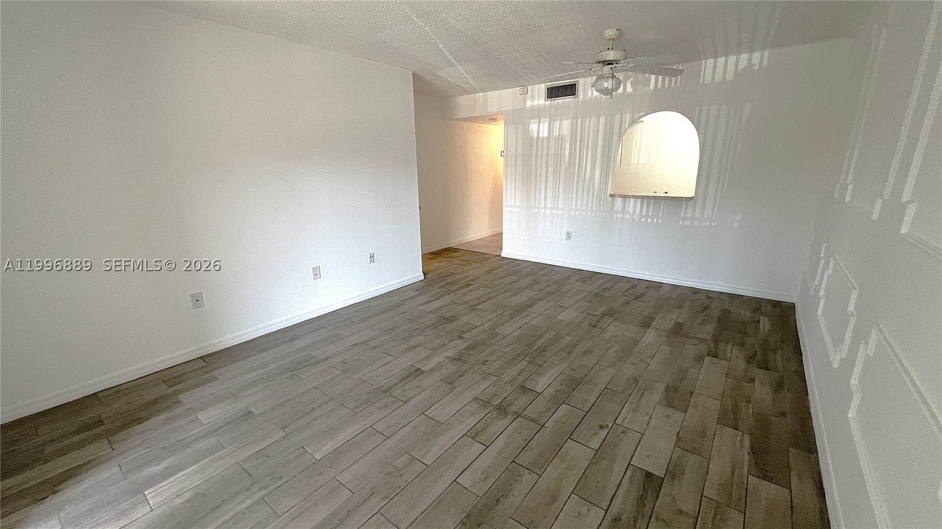 711 N Pine Island Rd 211 Property Photo 2