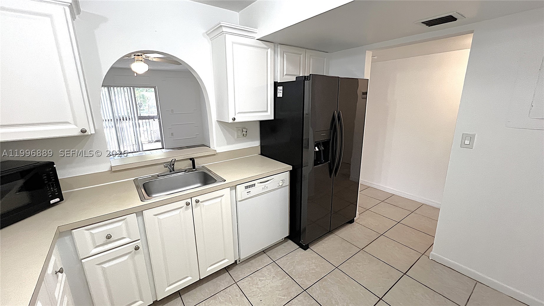 711 N Pine Island Rd 211 Property Photo 15