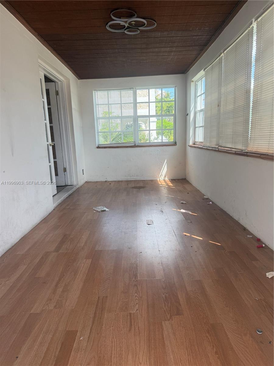634 Sw 10th Ave Property Photo 2