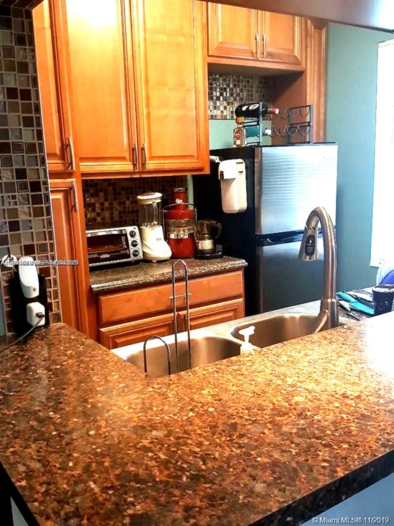 2219 Polk St 6a Property Photo 1