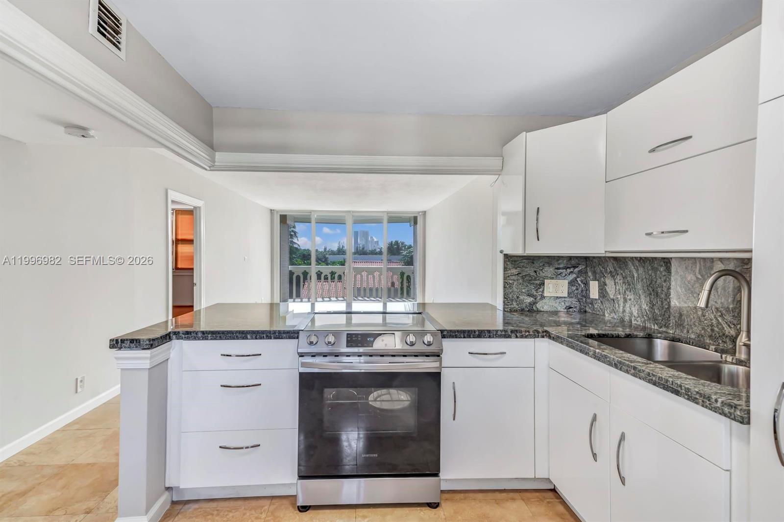 3199 S Ocean Dr 406 Property Photo 1