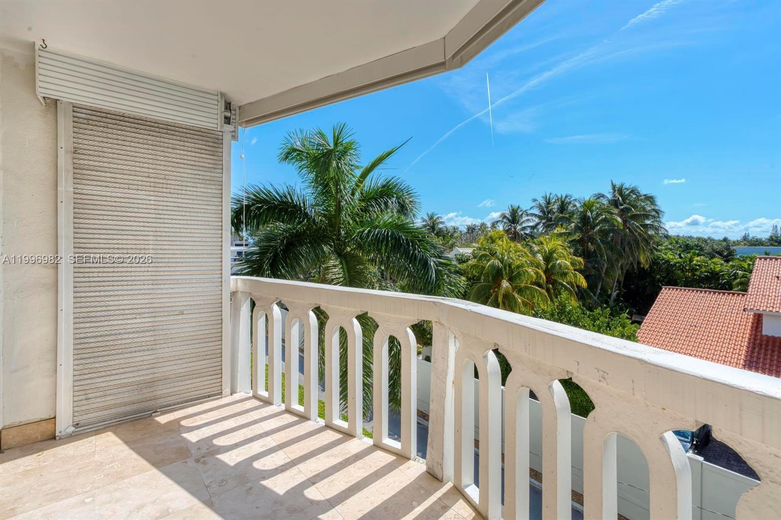 3199 S Ocean Dr 406 Property Photo 10
