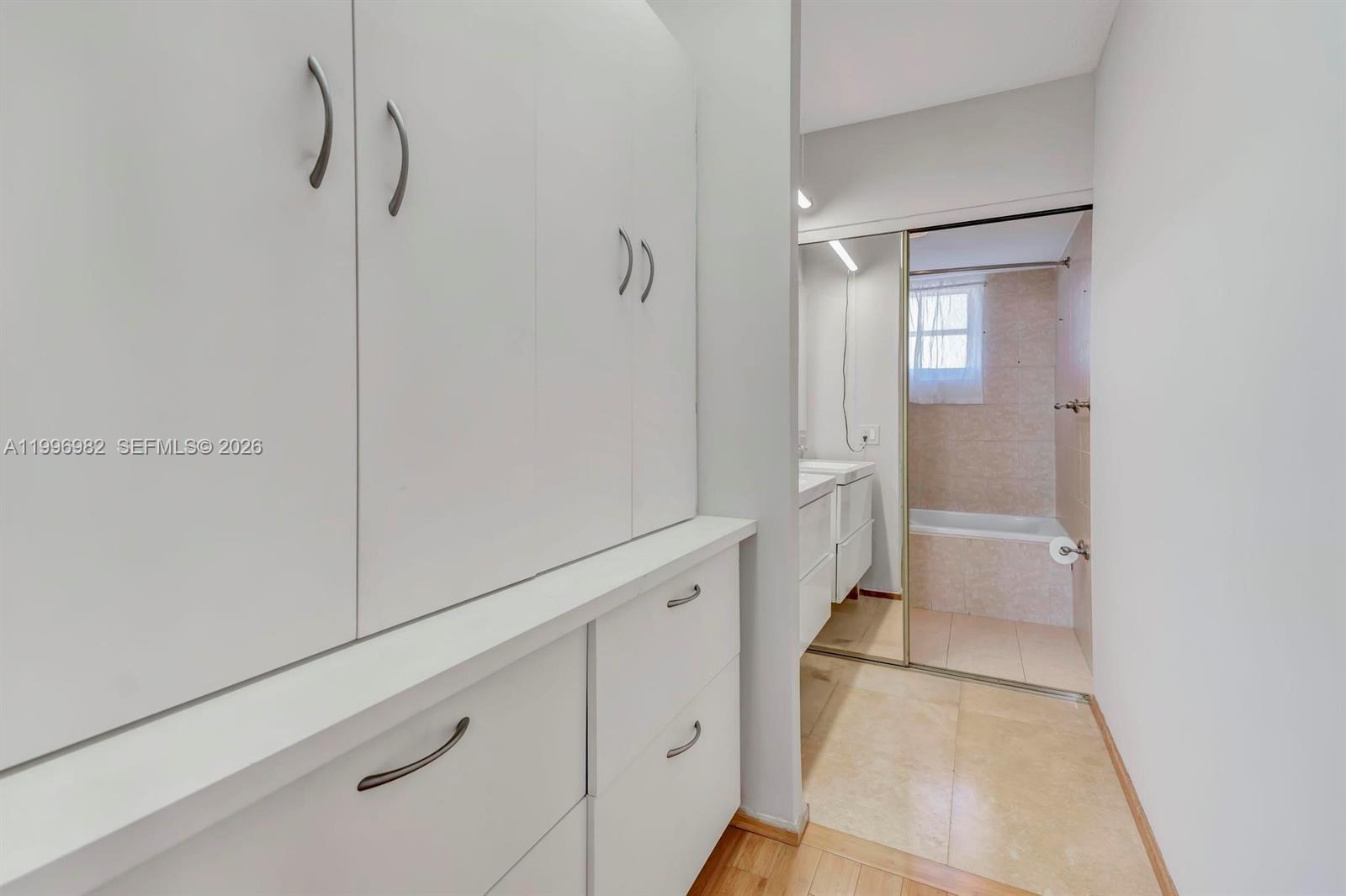 3199 S Ocean Dr 406 Property Photo 16