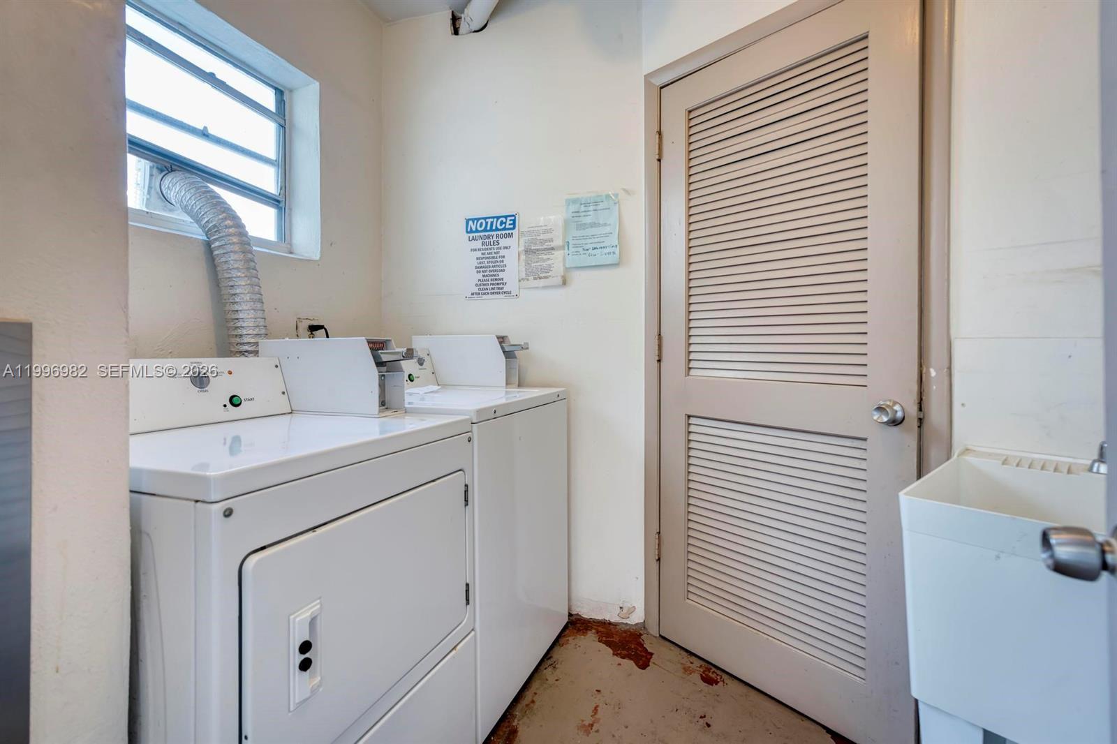 3199 S Ocean Dr 406 Property Photo 26