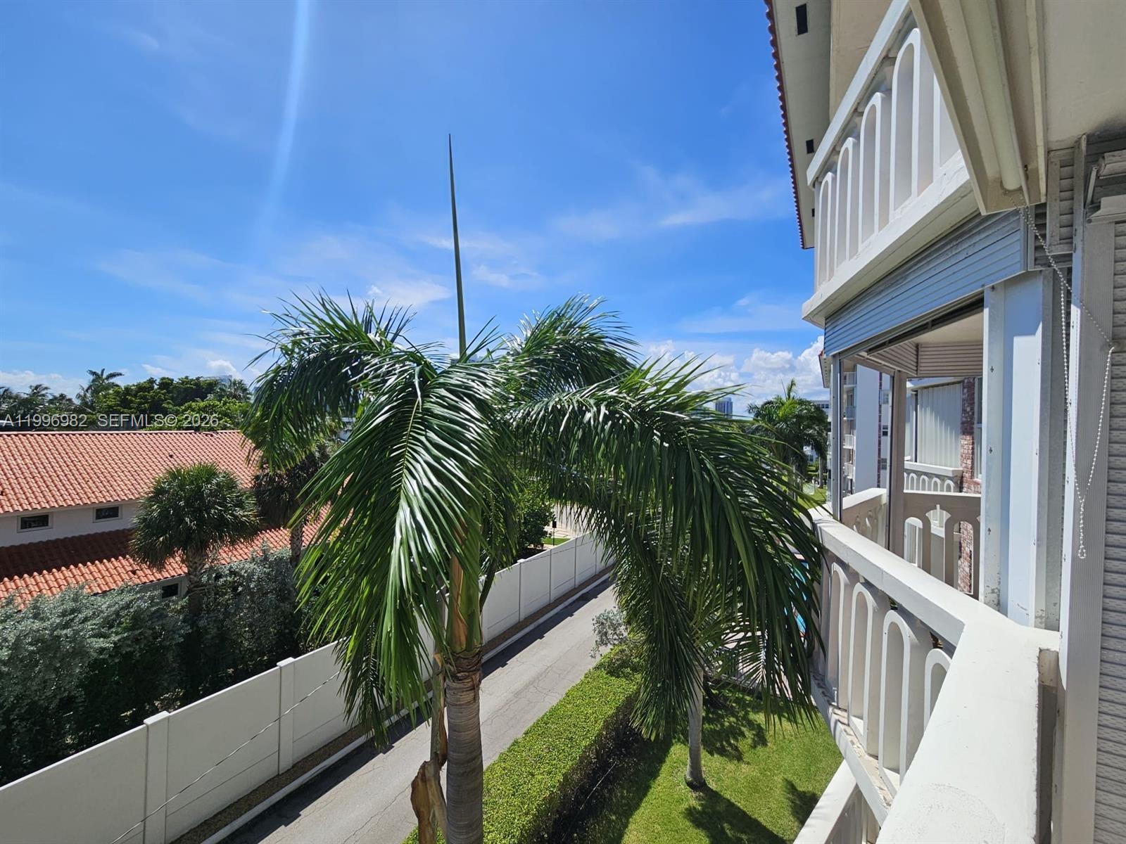 3199 S Ocean Dr 406 Property Photo 33