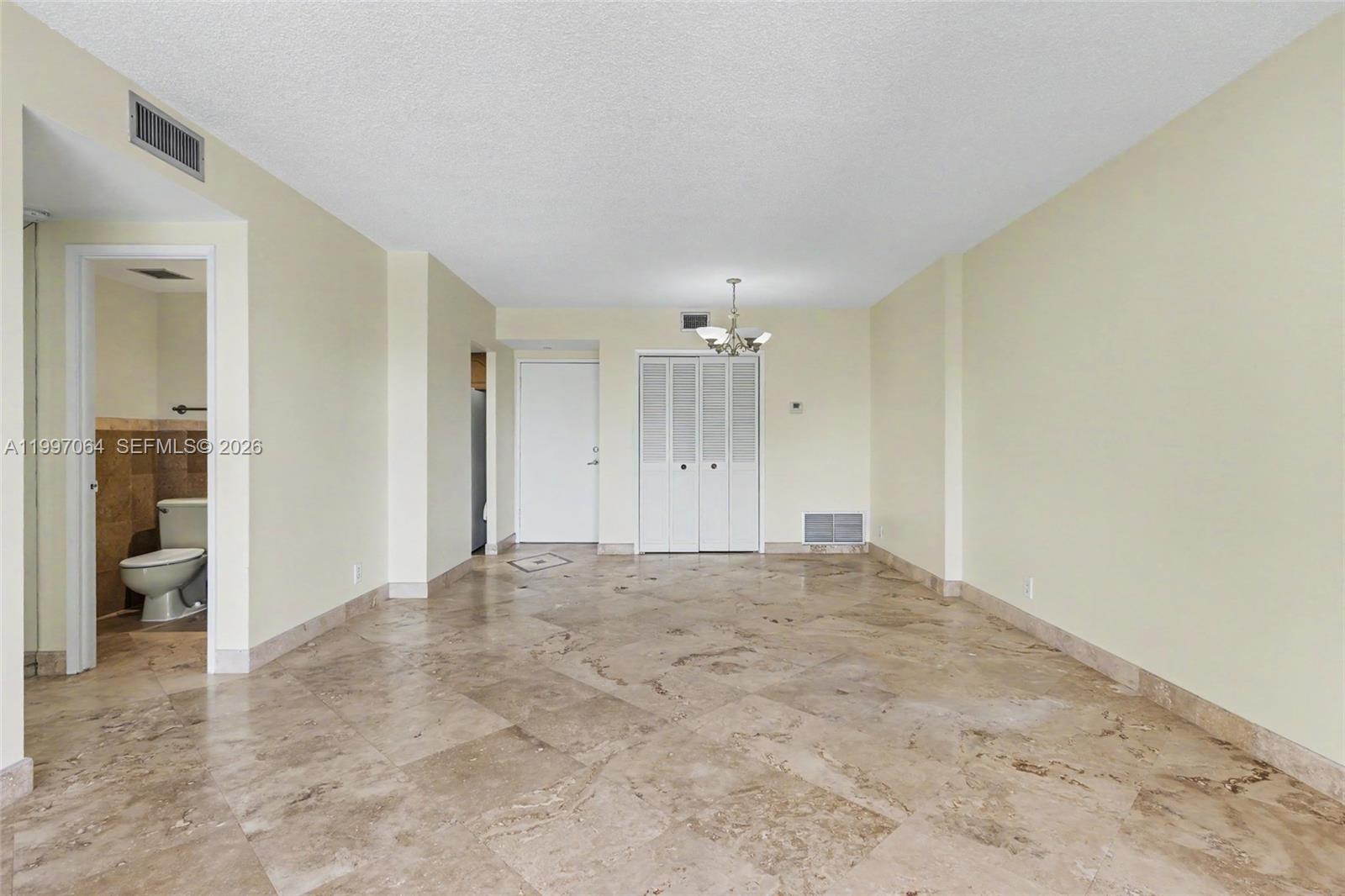 4200 Hillcrest Dr 408 Property Photo 15