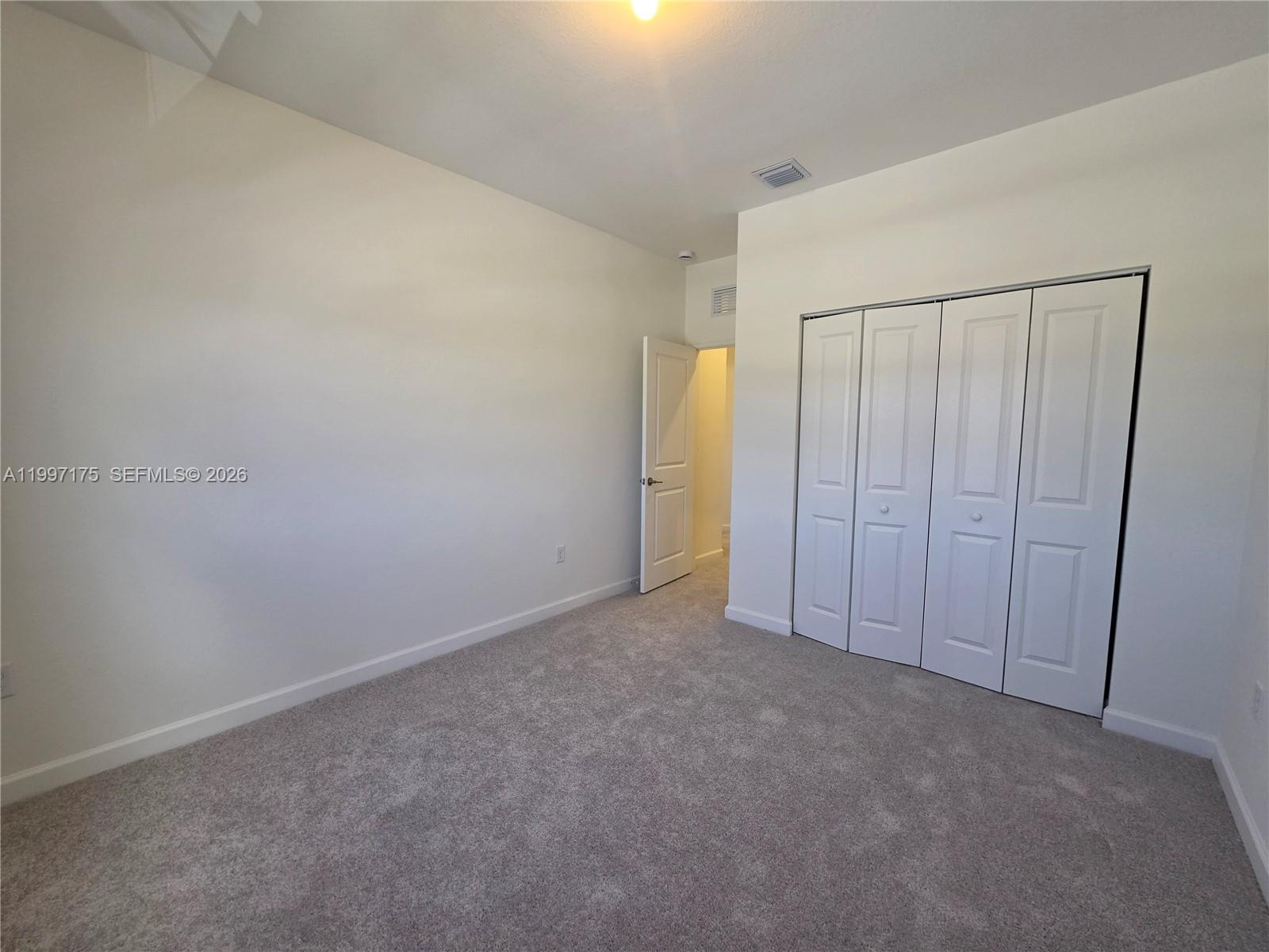 2739 Se 25th Ave . Property Photo 13