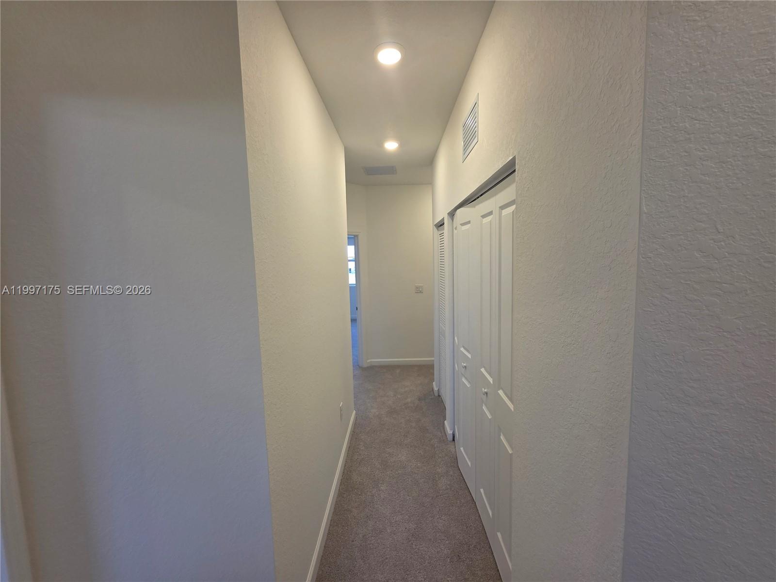 2739 Se 25th Ave . Property Photo 16