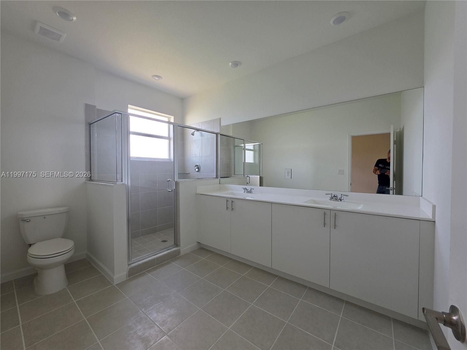 2739 Se 25th Ave . Property Photo 24