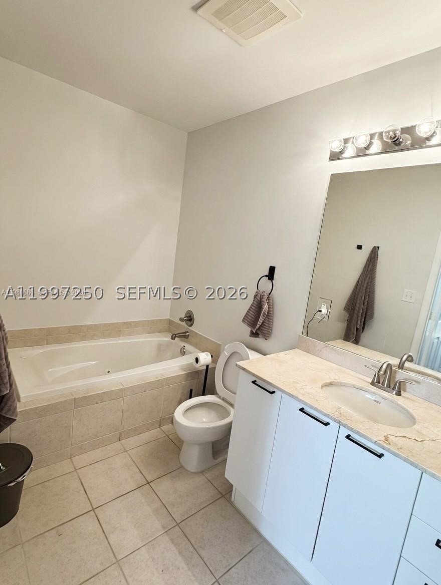 140 S Dixie Hwy 810 Property Photo 16