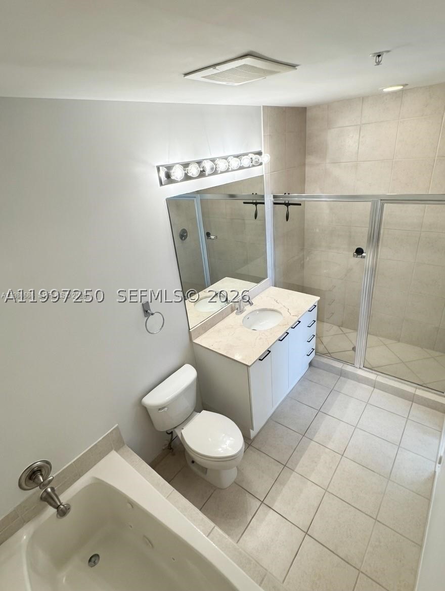140 S Dixie Hwy 810 Property Photo 17