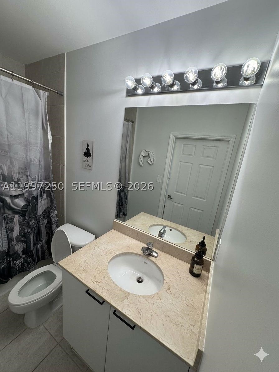 140 S Dixie Hwy 810 Property Photo 18