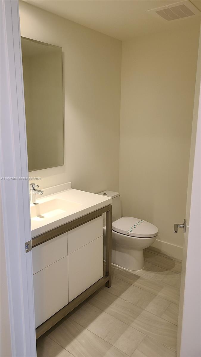 2000 Metropica Way 505 Property Photo 37