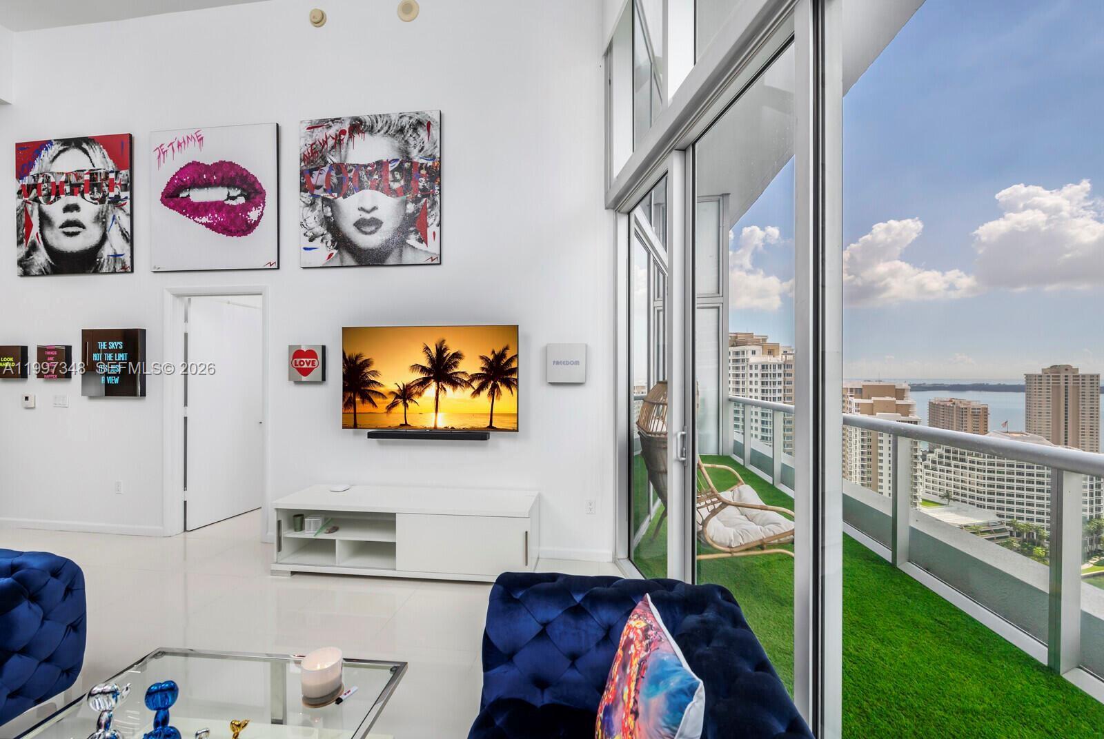 475 Brickell Ave 2811 Property Photo 10