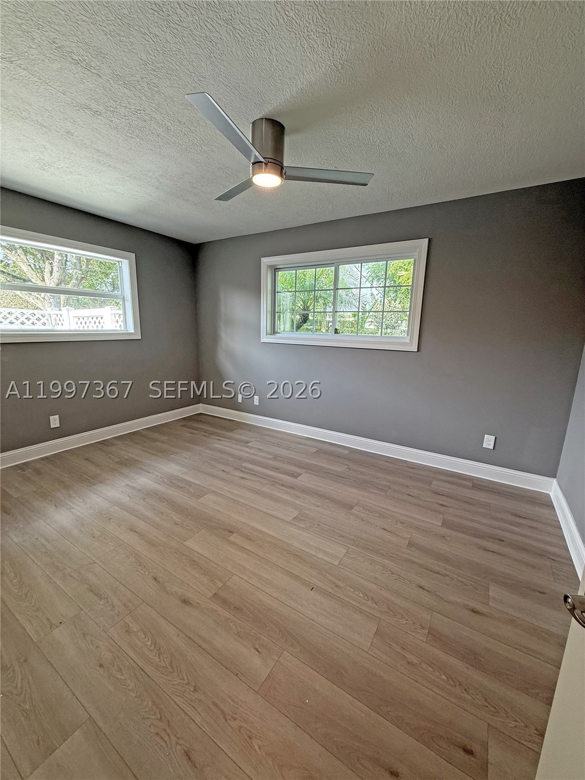 410 Sw 56th Ave Property Photo 8