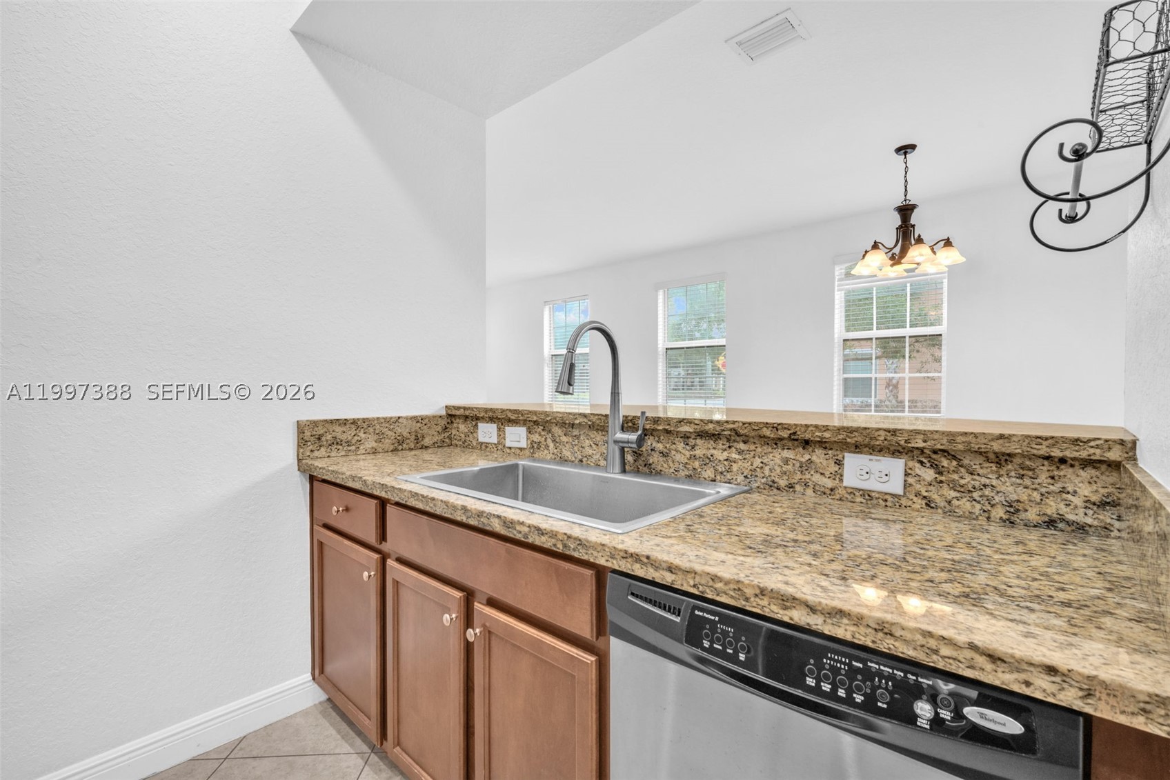 1148 Sw 147th Ave Property Photo 8