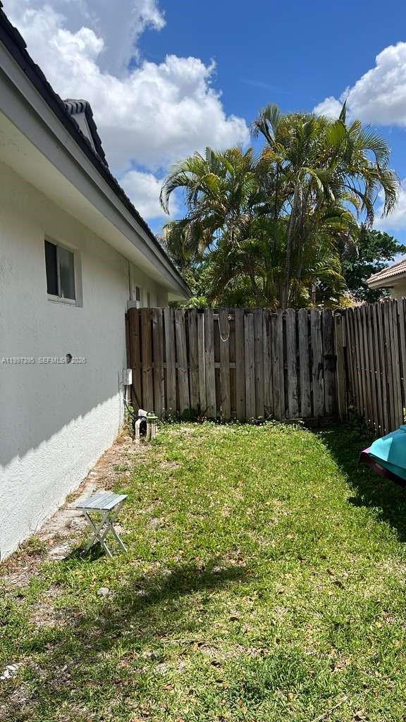 427 Sw 169th Ter Property Photo 49