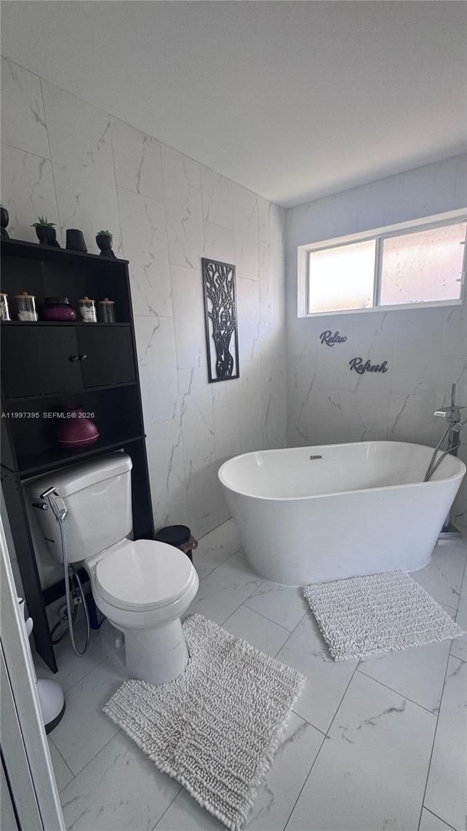 427 Sw 169th Ter Property Photo 56