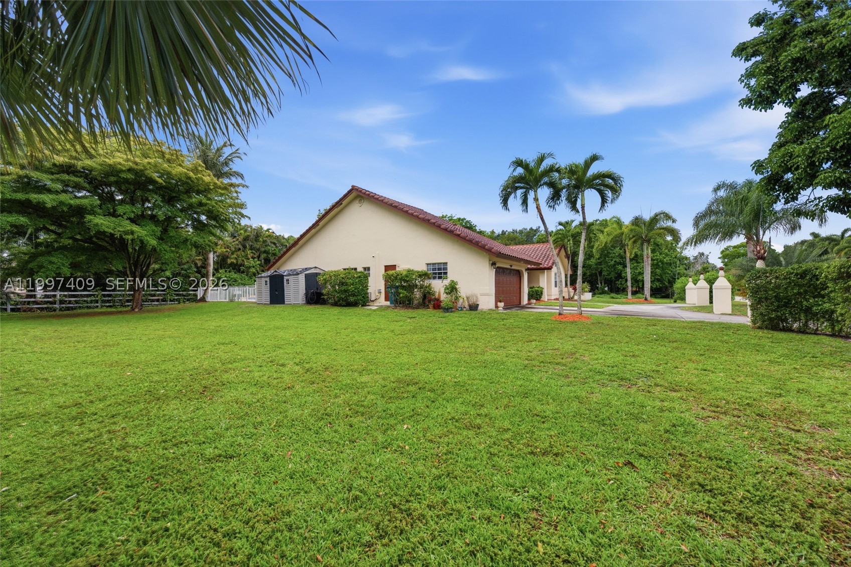 11400 Nw 20th Ct Property Photo 42